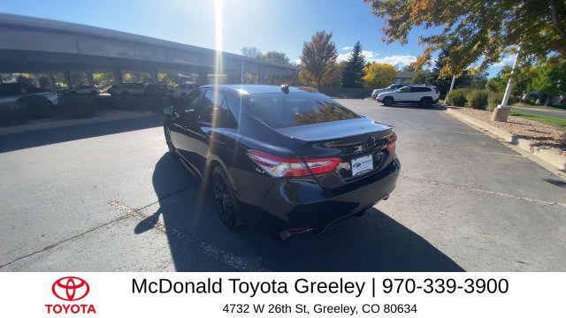 Used 2020 Toyota Camry SE FWD image 5