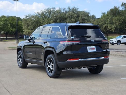 New 2025 Jeep Grand Cherokee Limited image 6