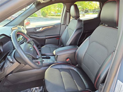 Used 2023 Ford Escape ST-Line Select AWD/4WD image 19