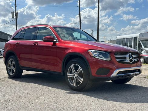 Used 2017 Mercedes-Benz GLC 300 image 9