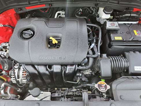 Used 2023 Kia Soul LX FWD image 30