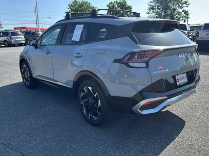 Used 2025 Kia Sportage SX