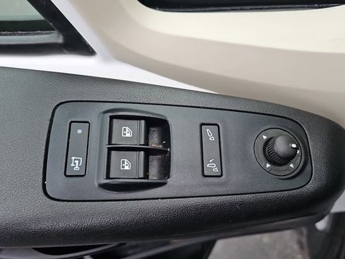 Used 2021 RAM ProMaster 2500 w/ Convenience Group image 16