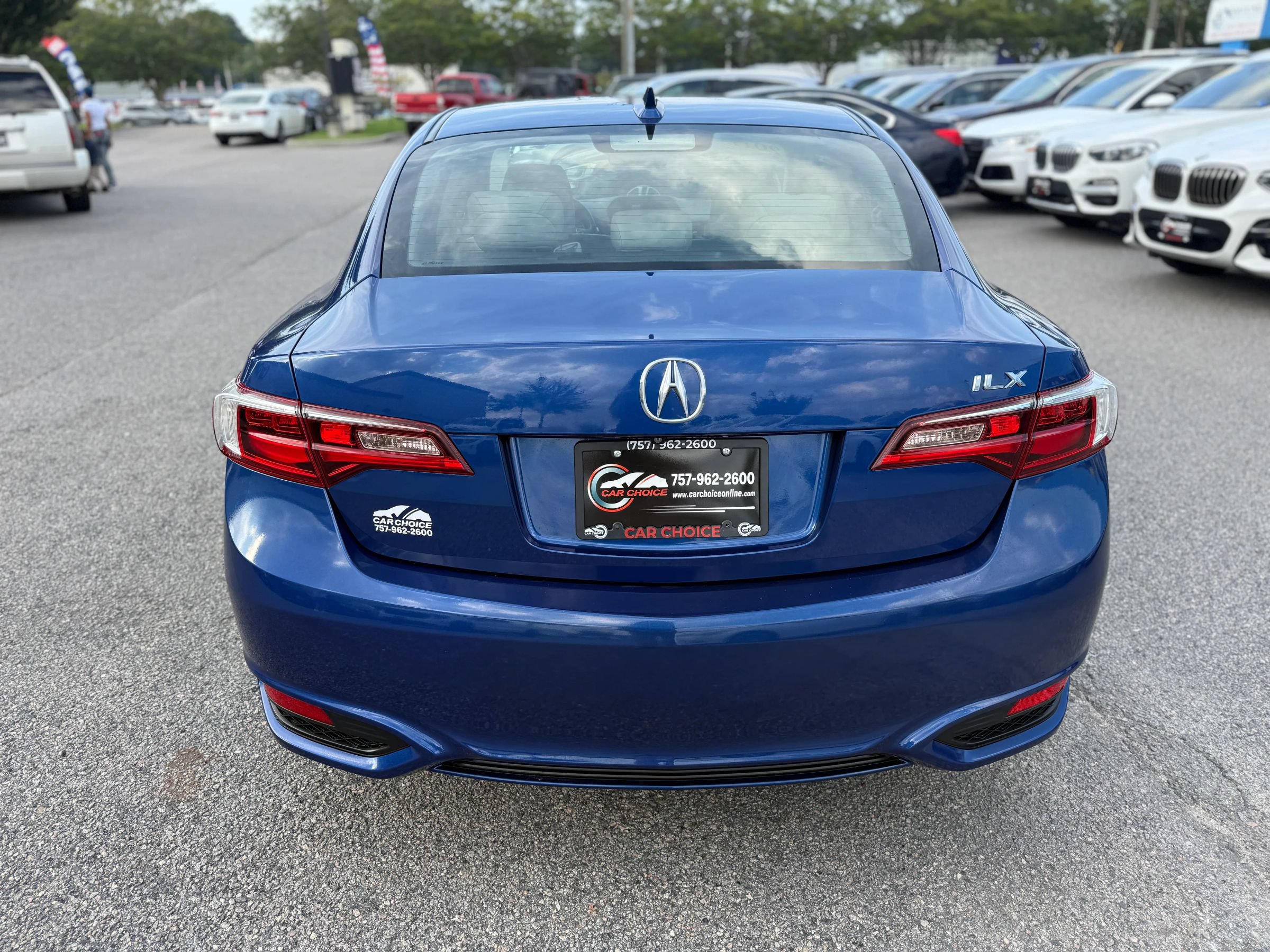 Used 2017 Acura ILX FWD image 9