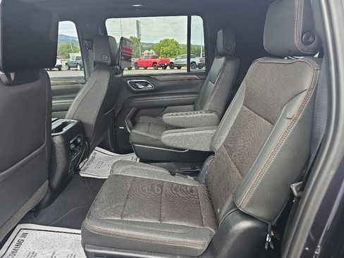 Certified 2023 Chevrolet Suburban High Country AWD/4WD image 19