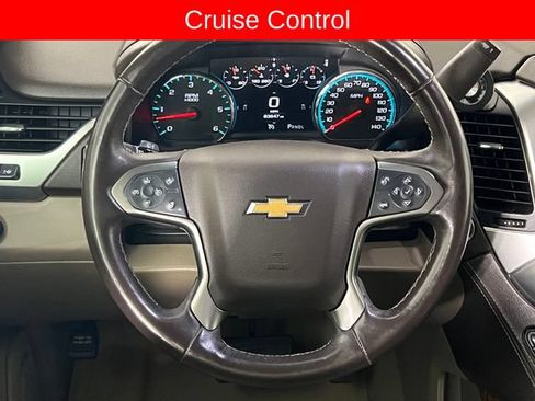 Used 2019 Chevrolet Suburban Premier RWD image 16