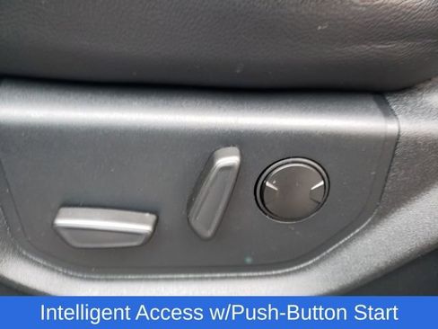 Used 2021 Ford F250 Lariat w/ Lariat Ultimate Package image 16