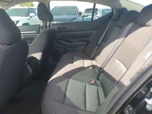 Certified 2023 Nissan Altima 2.5 SV FWD image 15