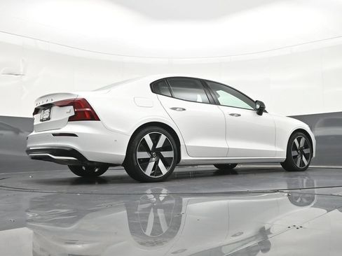 Certified 2024 Volvo S60 T8 Plus AWD/4WD image 29