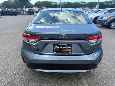 Used 2021 Toyota Corolla LE w/ Carpet Mat Package (TMS) FWD image 9