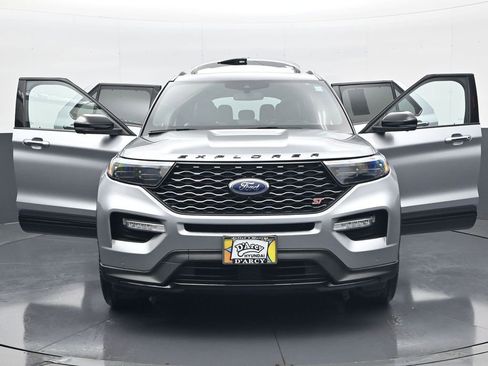 Used 2022 Ford Explorer ST w/ Equipment Group 401A AWD/4WD image 32