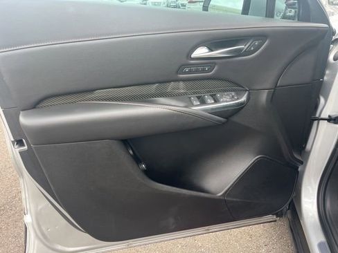 Certified 2022 Cadillac XT4 Sport w/ Enhanced Visibility Package image 11