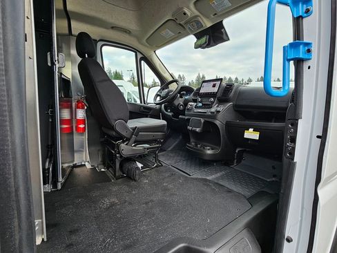 New 2024 RAM ProMaster 3500 w/ Delivery Van Package image 12