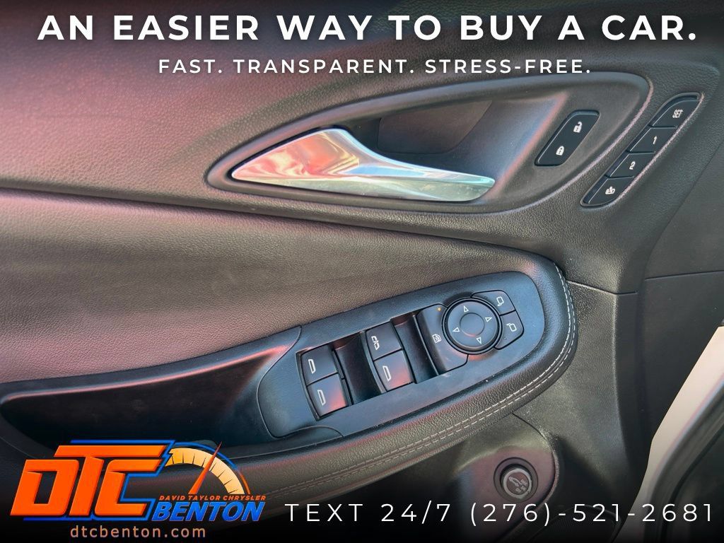 Used 2023 Buick Encore GX Essence w/ Experience Buick Package AWD/4WD image 11