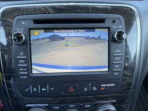 Used 2014 Buick Enclave Premium w/ Trailering Provision Package image 25