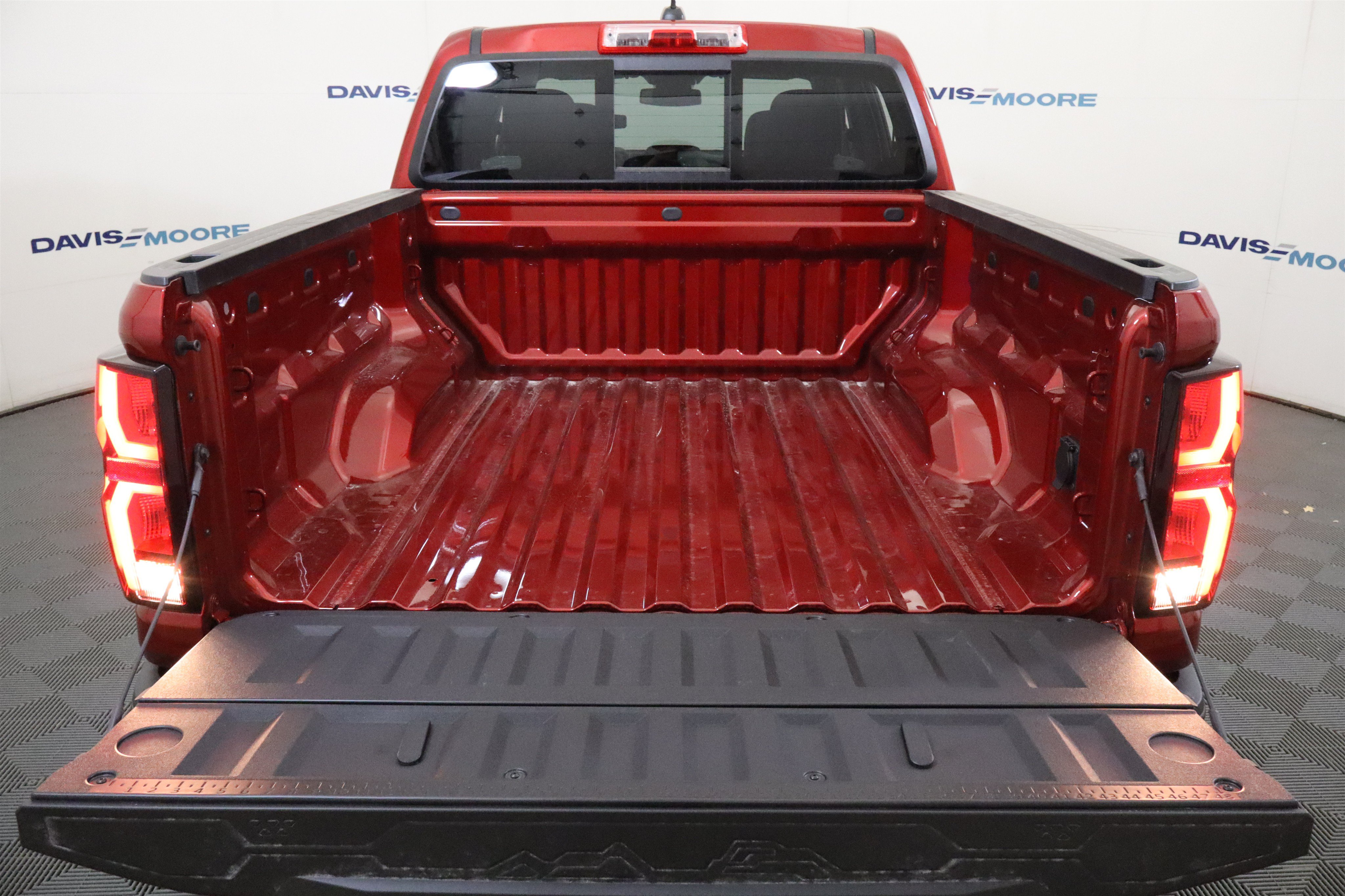 New 2026 Chevrolet Colorado Z71 w/ Technology Package AWD/4WD image 9