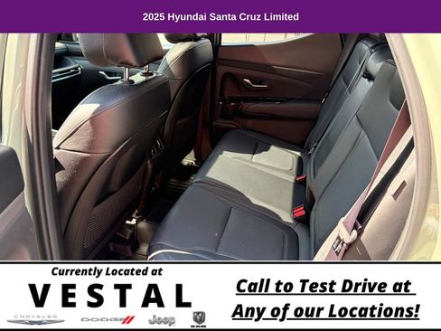 Used 2025 Hyundai Santa Cruz Limited AWD/4WD image 15