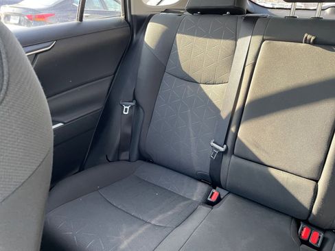 Used 2025 Toyota RAV4 XLE image 39