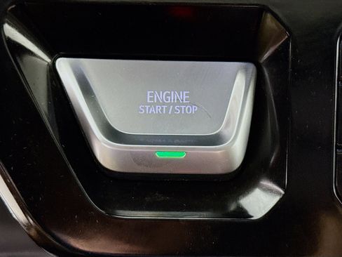 Used 2022 GMC Sierra 1500 AT4 w/ AT4 Preferred Package image 19