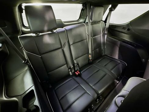 Certified 2023 Cadillac Escalade Premium Luxury w/ LPO, Floor Liner Package AWD/4WD image 30
