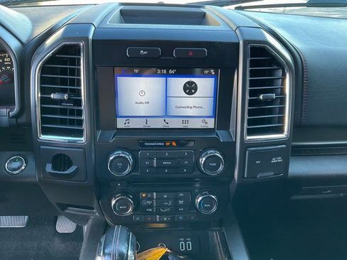 Used 2016 Ford F150 Lariat image 13