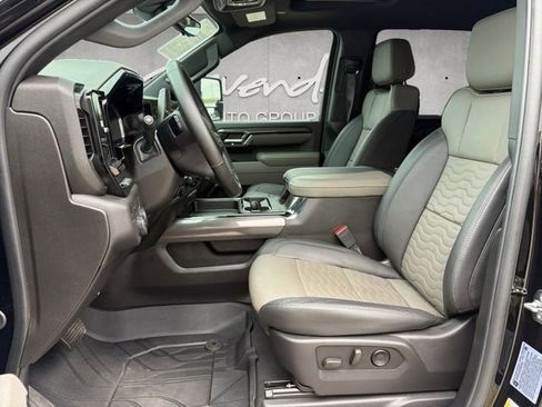 Certified 2025 Chevrolet Silverado 2500 ZR2 w/ Technology Package image 17