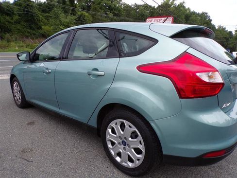 Used 2012 Ford Focus SE image 9