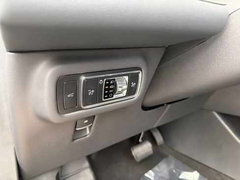 New 2026 Lincoln Nautilus Premier w/ Equipment Group 102A AWD/4WD image 34
