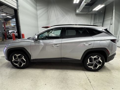 Used 2022 Hyundai Tucson Limited w/ Cargo Package AWD/4WD image 4