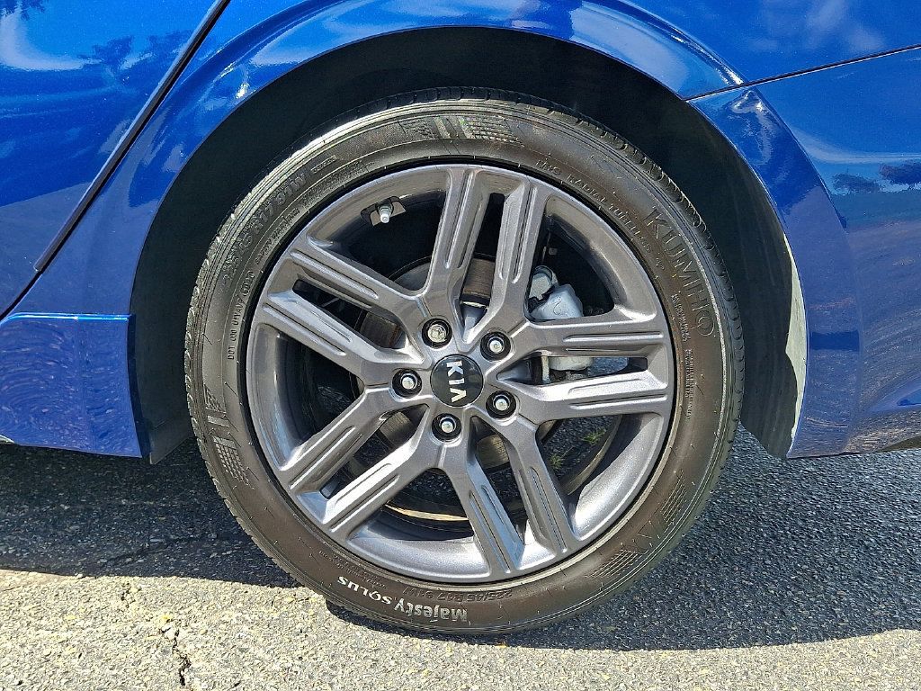 Certified 2021 Kia Forte GT-Line w/ GT-Line Premium Package FWD image 10
