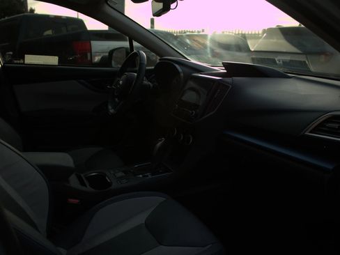 Used 2019 Subaru Crosstrek Hybrid w/ Moonroof Package w/Navigation image 33