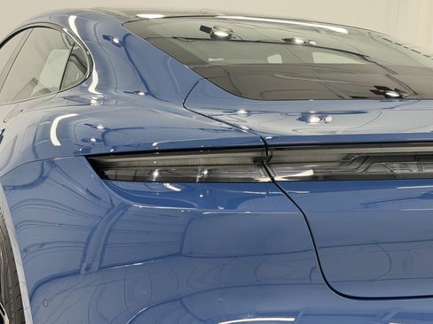 Certified 2023 Porsche Taycan GTS AWD/4WD image 18