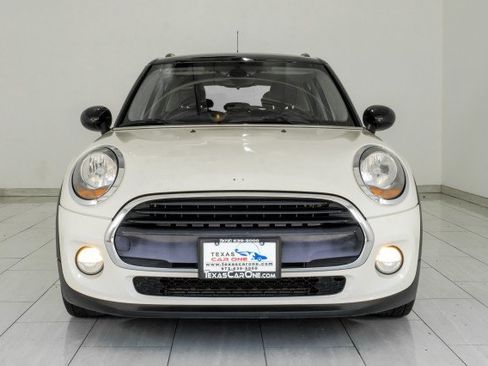 Used 2016 MINI Cooper 4-Door Hardtop FWD image 3