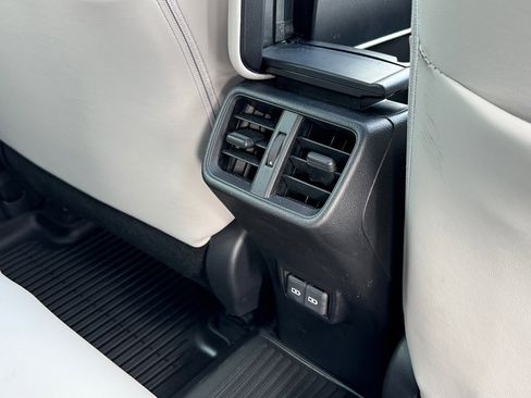 Used 2024 Lexus UX 250h FWD w/ Premium Package image 21