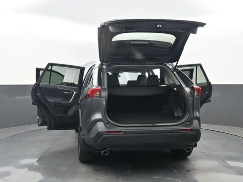 Used 2024 Toyota RAV4 XLE FWD image 36
