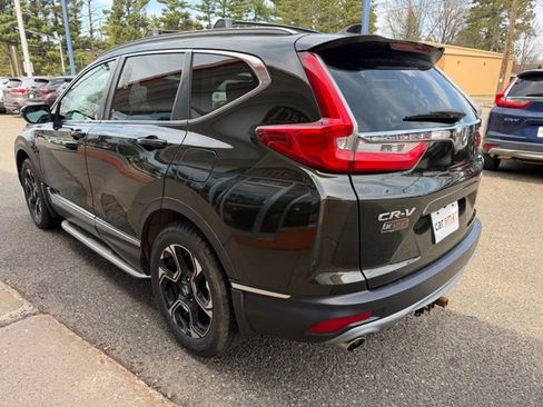 Used 2018 Honda CR-V Touring image 5