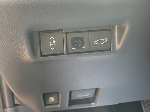 Used 2026 Toyota RAV4 AWD image 32
