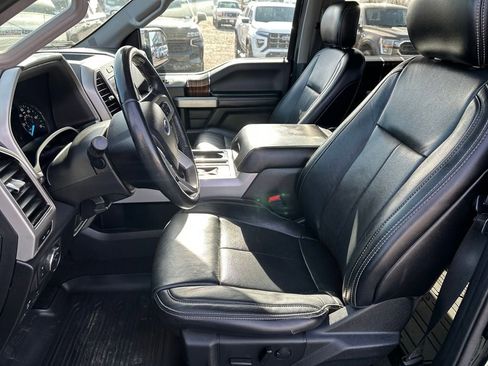 Used 2019 Ford F150 Lariat image 10