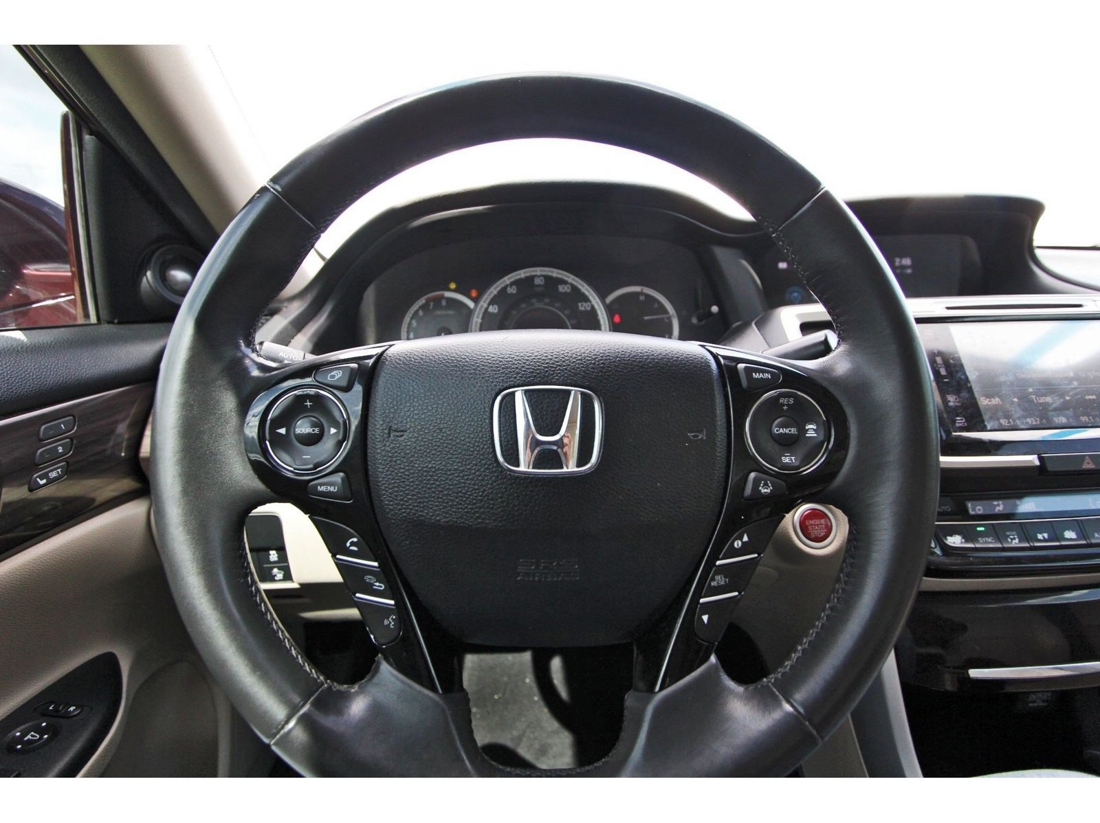 Used 2016 Honda Accord Touring image 14
