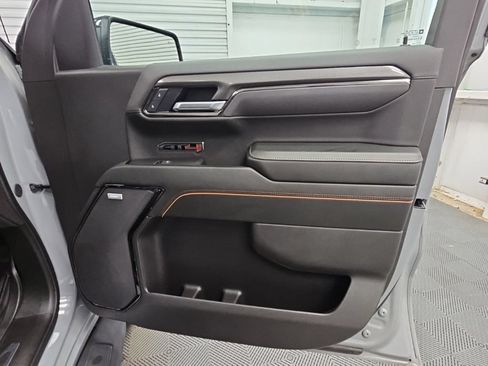 Certified 2025 GMC Sierra 1500 AT4 w/ AT4 Premium Package AWD/4WD image 44