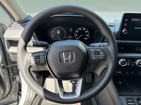 Used 2026 Honda CR-V LX image 11
