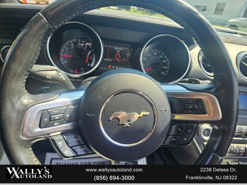 Used 2019 Ford Mustang Convertible image 29