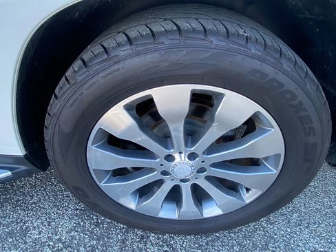 Used 2017 Mercedes-Benz GLS 450 4MATIC w/ Premium Package image 25