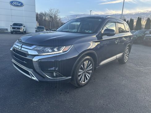 Used 2019 Mitsubishi Outlander GT image 1