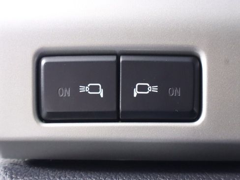 Used 2020 Ford F150 Lariat w/ Equipment Group 502A Luxury image 11