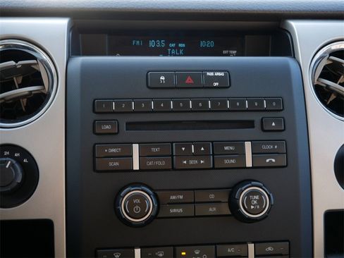 Used 2010 Ford F150 XLT image 19