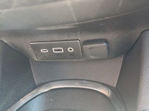 Used 2024 Chevrolet Malibu LT FWD image 25