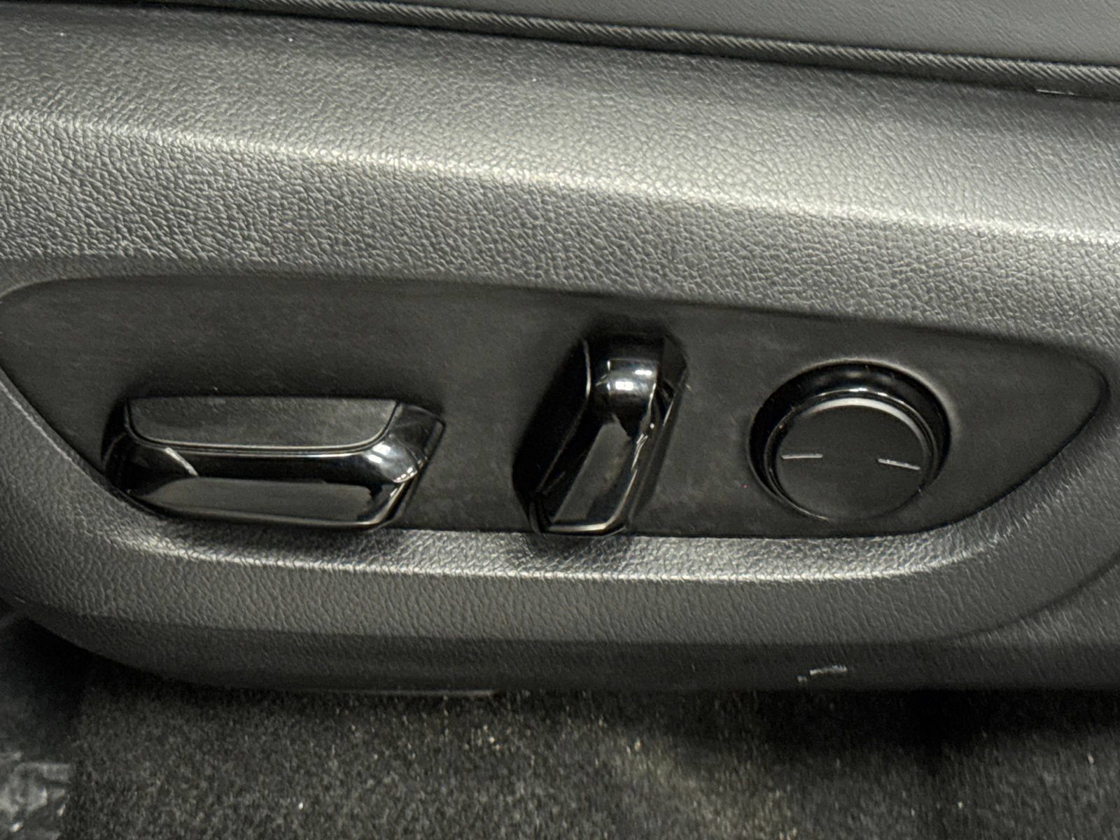 Used 2025 Lexus NX 250 FWD image 29