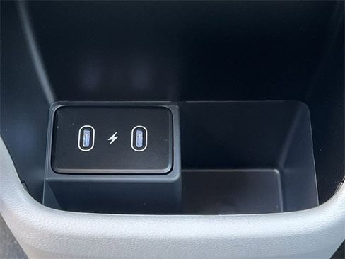 New 2026 Hyundai Kona SE image 16