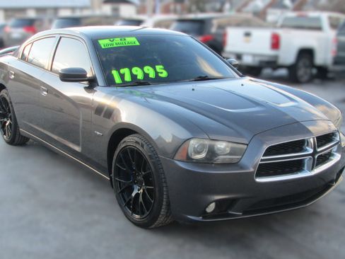 Used 2014 Dodge Charger R/T w/ Wheels & Tunes Group image 3